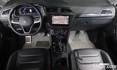 Volkswagen Tiguan 2022 2.0 Автомат в Москве № 232152, миниатюра 9