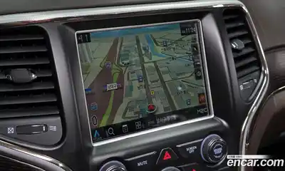 Jeep Cherokee 2018 3.0 Автомат в Москве № 232682, миниатюра 12