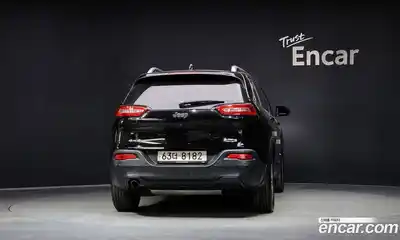 Jeep Cherokee 2018 2.4 Автомат в Москве № 232719, миниатюра 4