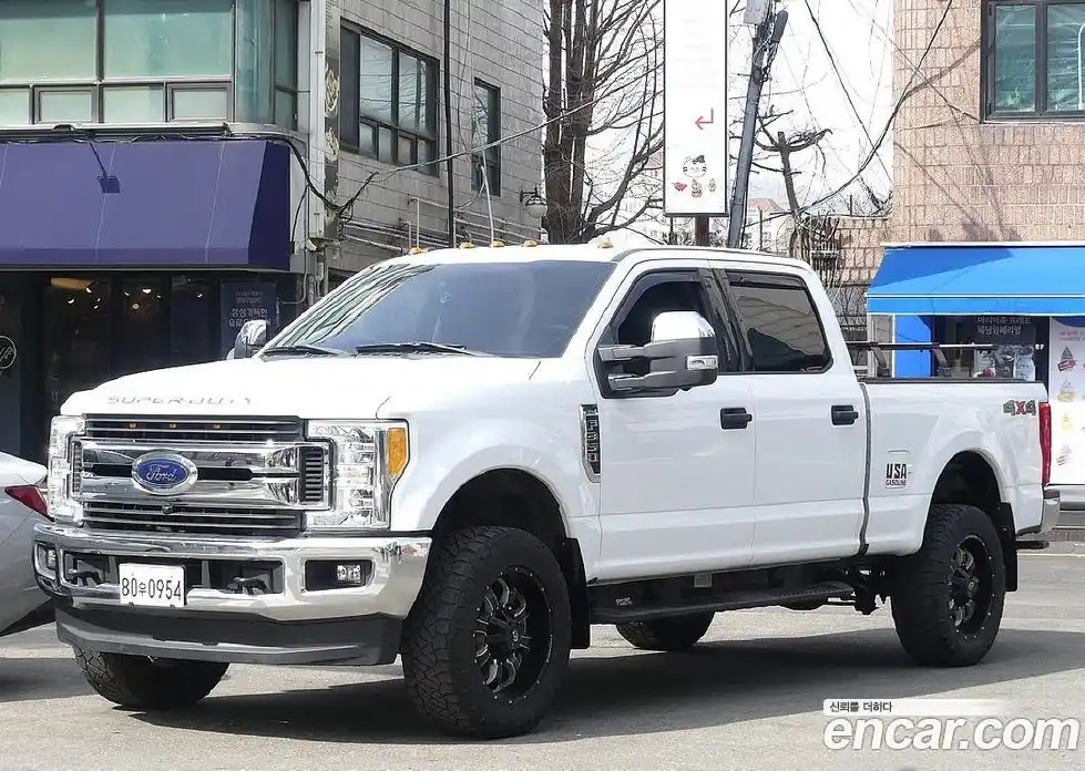 Ford F350 2017 6.2 Автомат в Москве № 235660, фото 1
