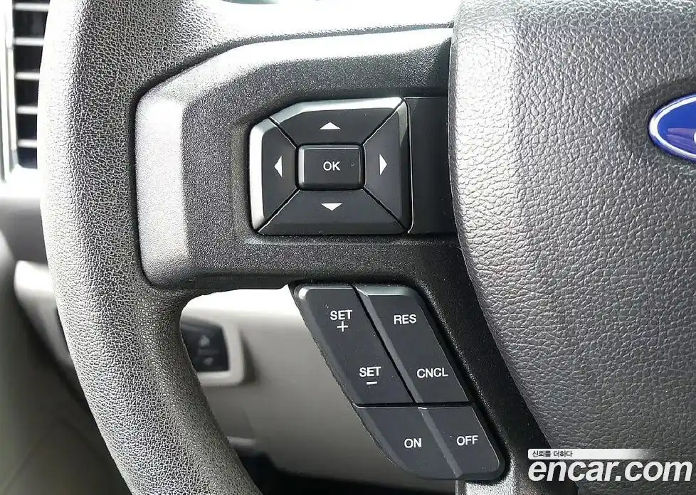 Ford F350 2017 6.2 Автомат в Москве № 235660, фото 13