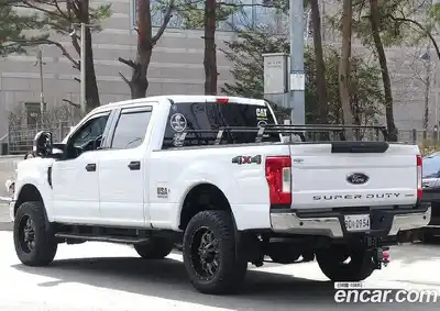 Ford F350 2017 6.2 Автомат в Москве № 235660, миниатюра 2