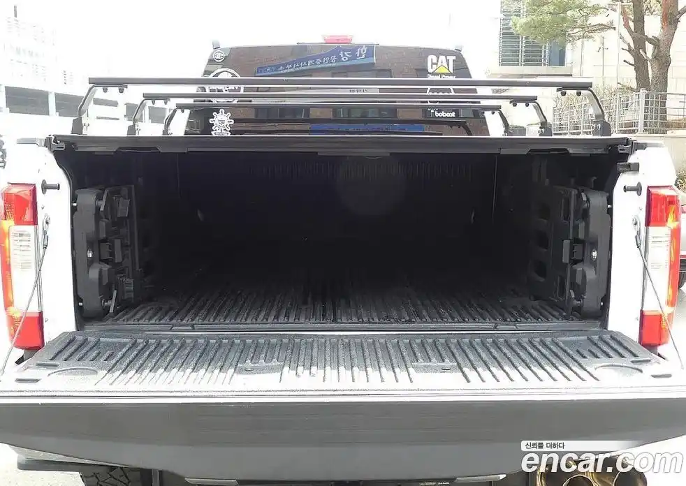 Ford F350 2017 6.2 Автомат в Москве № 235660, фото 4