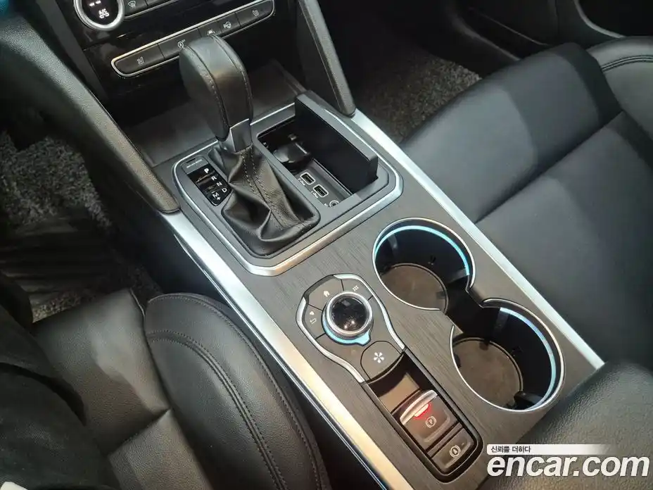 Renault SM6 2023 2.0 Автомат в Москве № 242349, фото 16