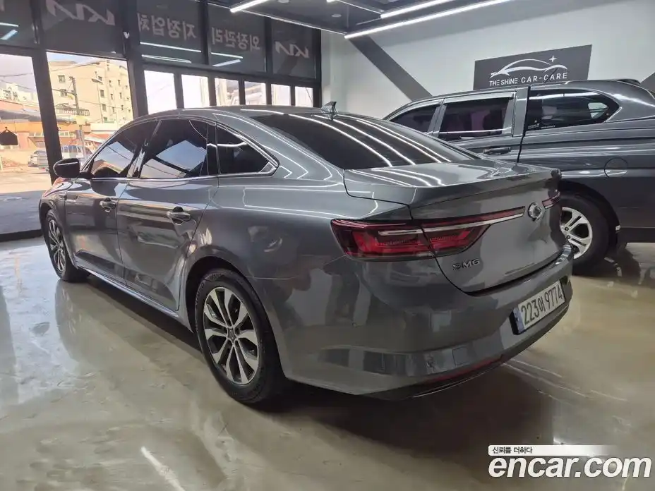 Renault SM6 2023 2.0 Автомат в Москве № 242349, фото 6