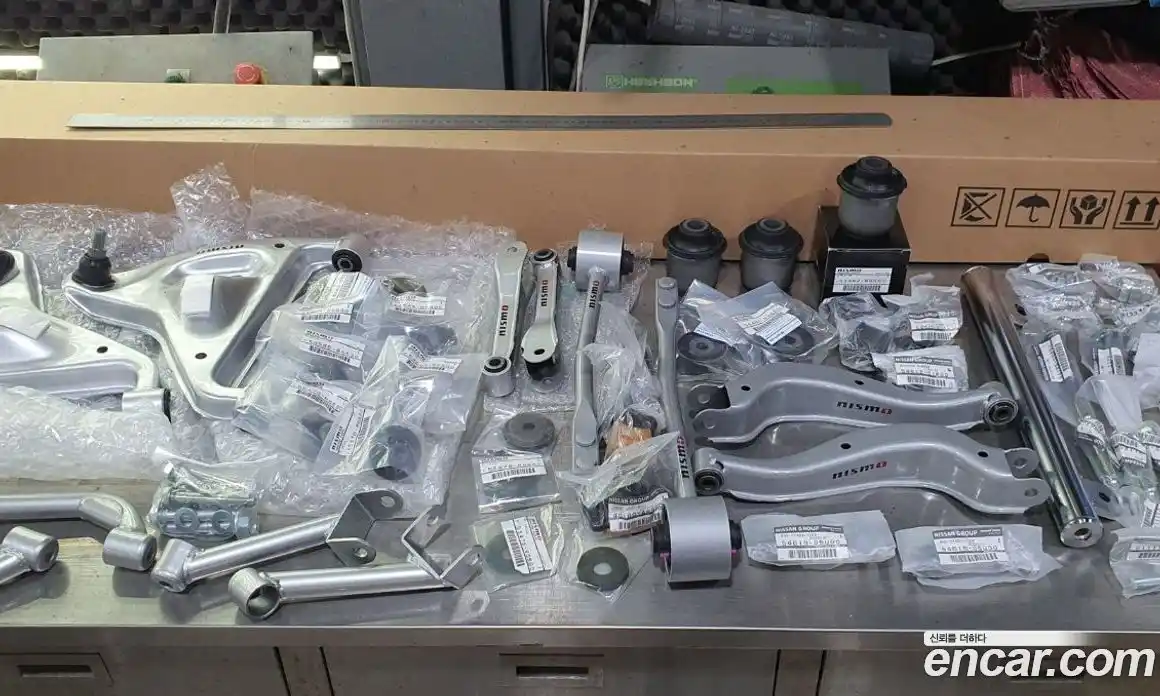 Nissan Skyline 1996 3.0 Механическая в Москве № 244513, фото 11