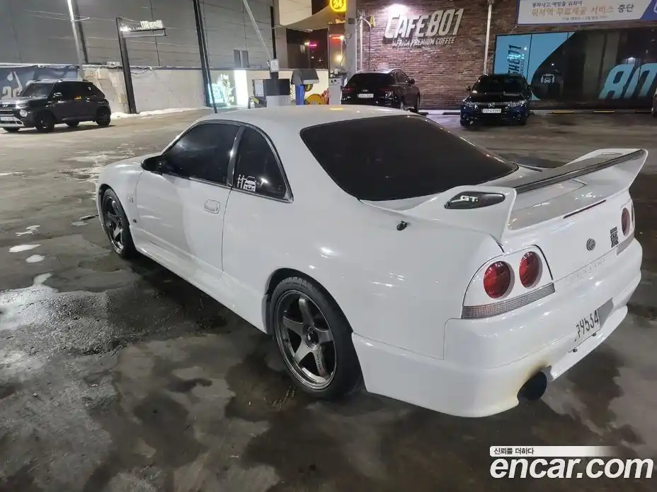 Nissan Skyline 1996 3.0 Механическая в Москве № 244513, фото 5