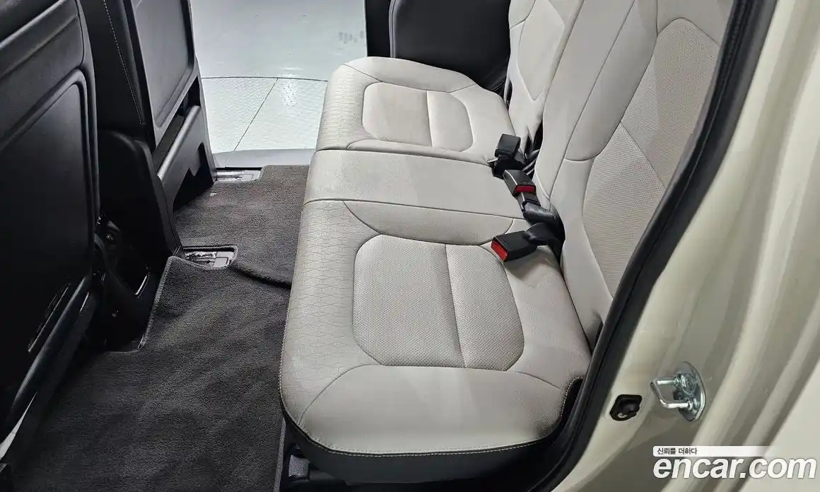 Kia Ray 2023 1.0 Автомат в Москве № 249801, фото 13