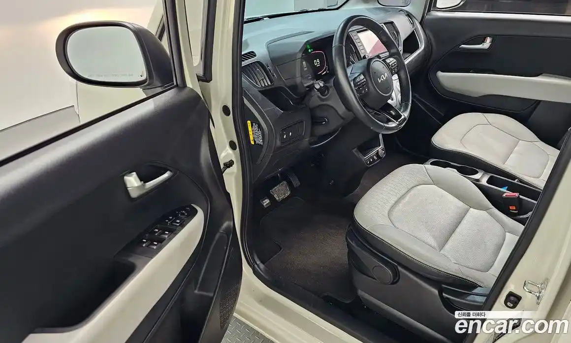 Kia Ray 2023 1.0 Автомат в Москве № 249801, фото 15