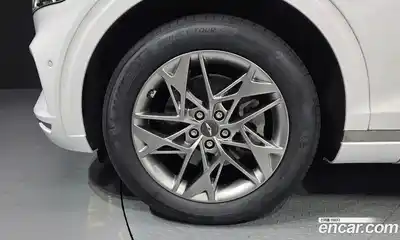 Genesis GV70 2022 2.5 Автомат в Москве № 25609, миниатюра 2