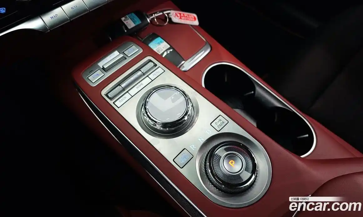 Genesis GV70 2021 2.5 Автомат в Москве № 25822, фото 17