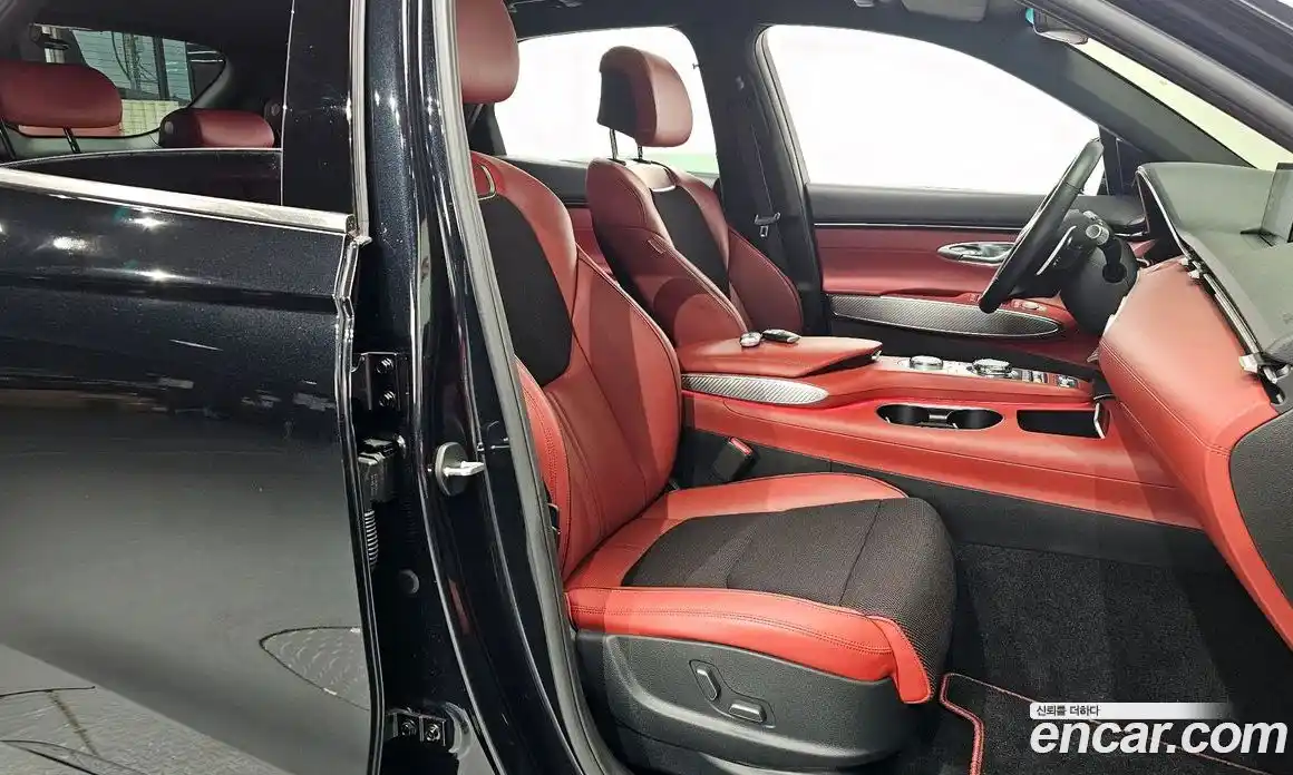 Genesis GV70 2021 2.5 Автомат в Москве № 25822, фото 20