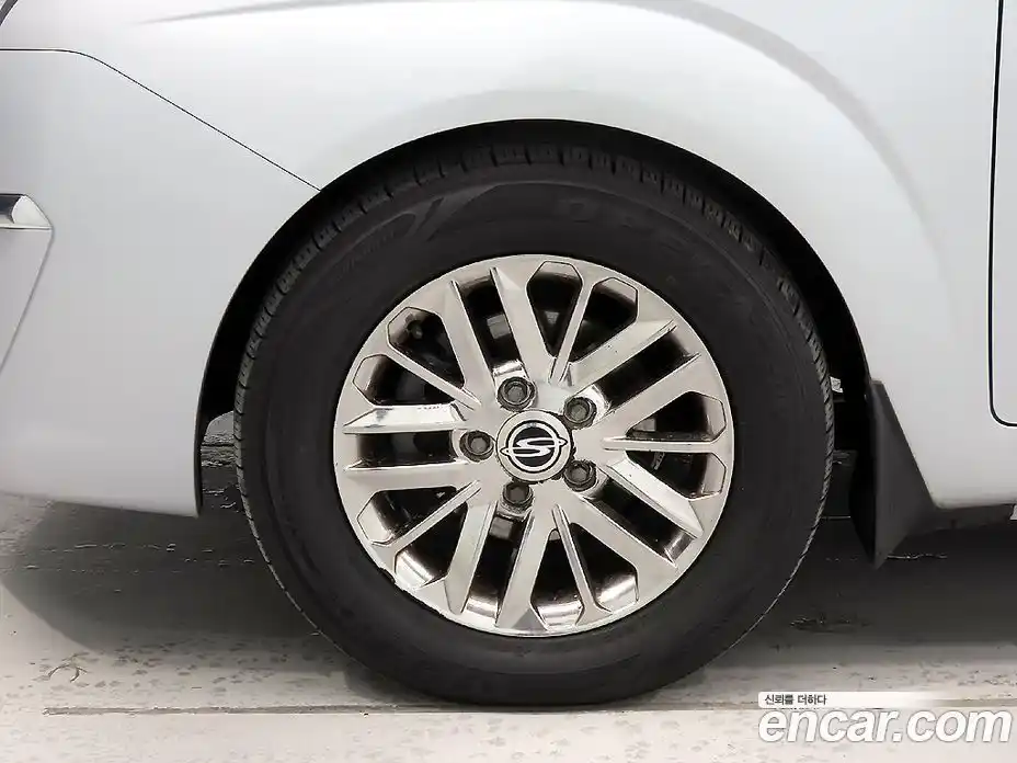 SsangYong Korando 2015 2.0 Автомат в Москве № 26819, фото 5