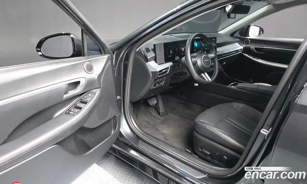 Hyundai Sonata 2025 1.6 Автомат в Москве № 274827, фото 10