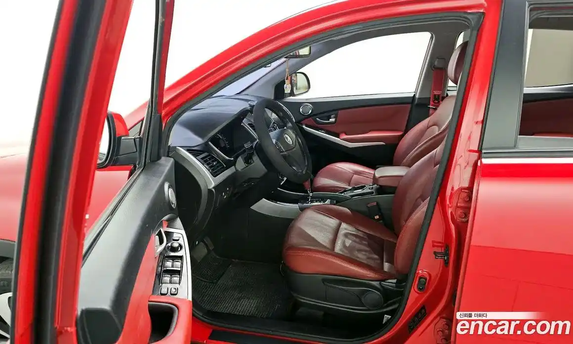 SsangYong Korando 2015 2.0 Автомат в Москве № 29363, фото 14