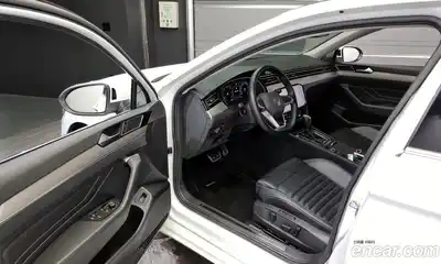 Volkswagen Passat, 2021