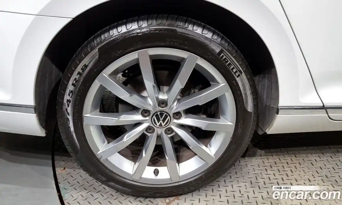 Volkswagen Passat 2021 2.0 Автомат в Москве № 296303, фото 10