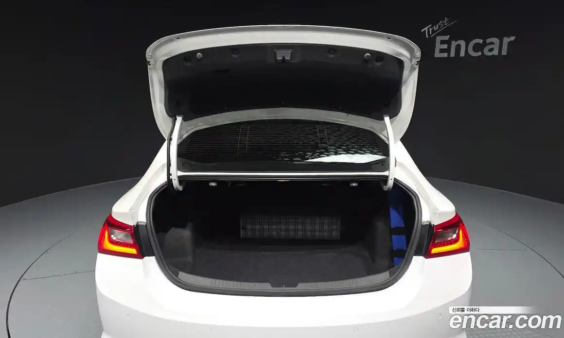 Chevrolet Malibu 2017 1.5 Автомат в Москве № 297206, фото 3