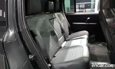 Land Rover Defender 2025 4.4 Автомат в Москве № 297983, миниатюра 12