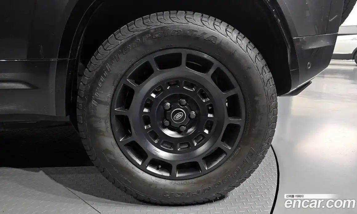 Land Rover Defender 2025 4.4 Автомат в Москве № 297983, фото 19