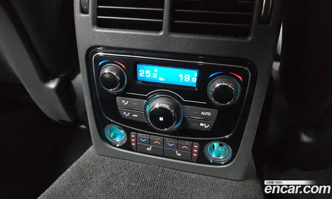 Jaguar XF 2018 2.0 Автомат в Москве № 305055, фото 13