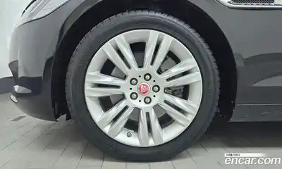 Jaguar XF 2018 2.0 Автомат в Москве № 305055, миниатюра 5