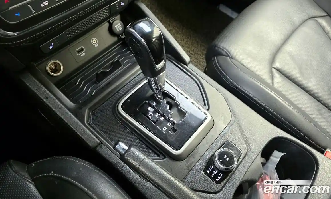 SsangYong Rexton 2018 2.2 Автомат в Москве № 31345, фото 9