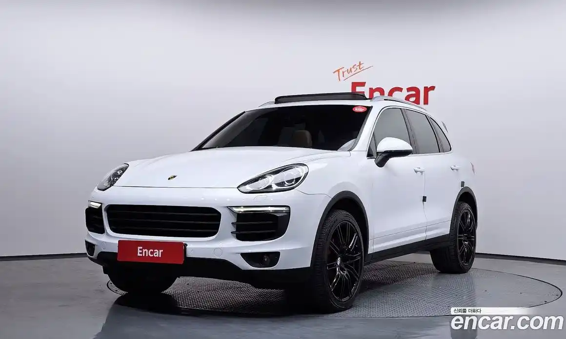 Porsche Cayenne 2016 3.0 Автомат в Москве № 332055, фото 1