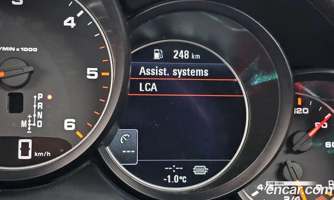 Porsche Cayenne 2016 3.0 Автомат в Москве № 332055, фото 17