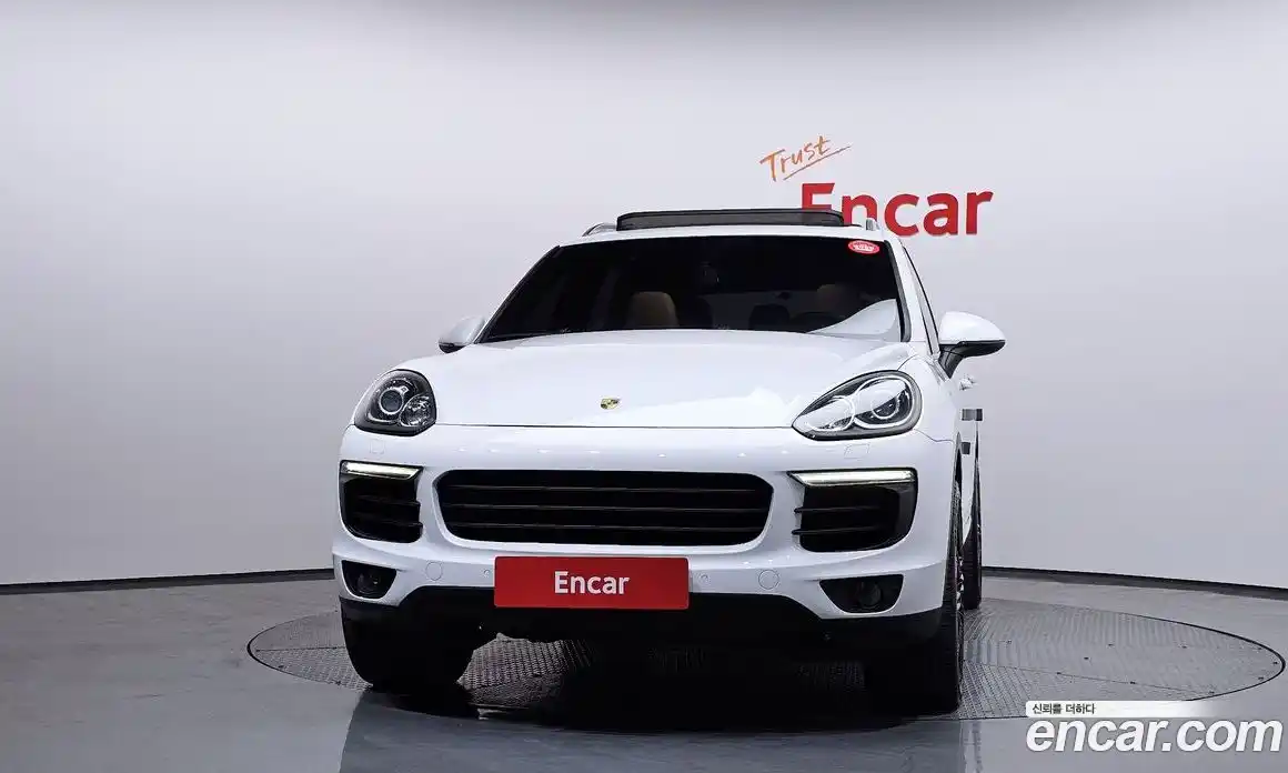 Porsche Cayenne 2016 3.0 Автомат в Москве № 332055, фото 3