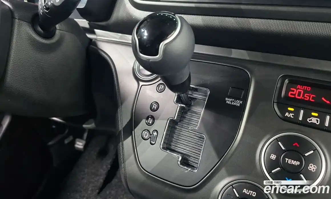 Kia Ray 2024 1.0 Автомат в Москве № 336787, фото 12