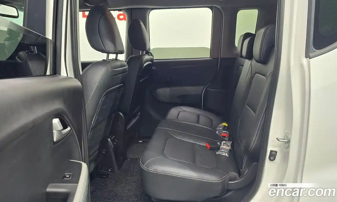 Kia Ray 2024 1.0 Автомат в Москве № 336787, фото 3