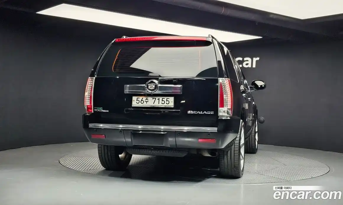 Cadillac Escalade 2011 6.2 Автомат в Москве № 337086, фото 13