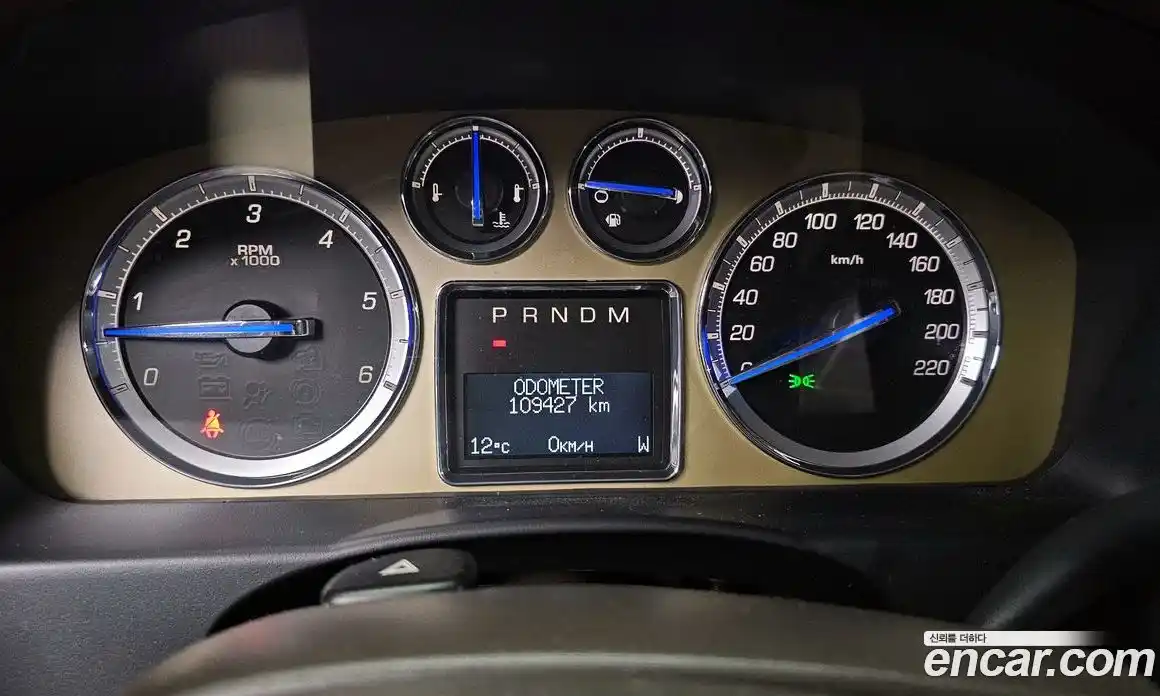 Cadillac Escalade 2011 6.2 Автомат в Москве № 337086, фото 19