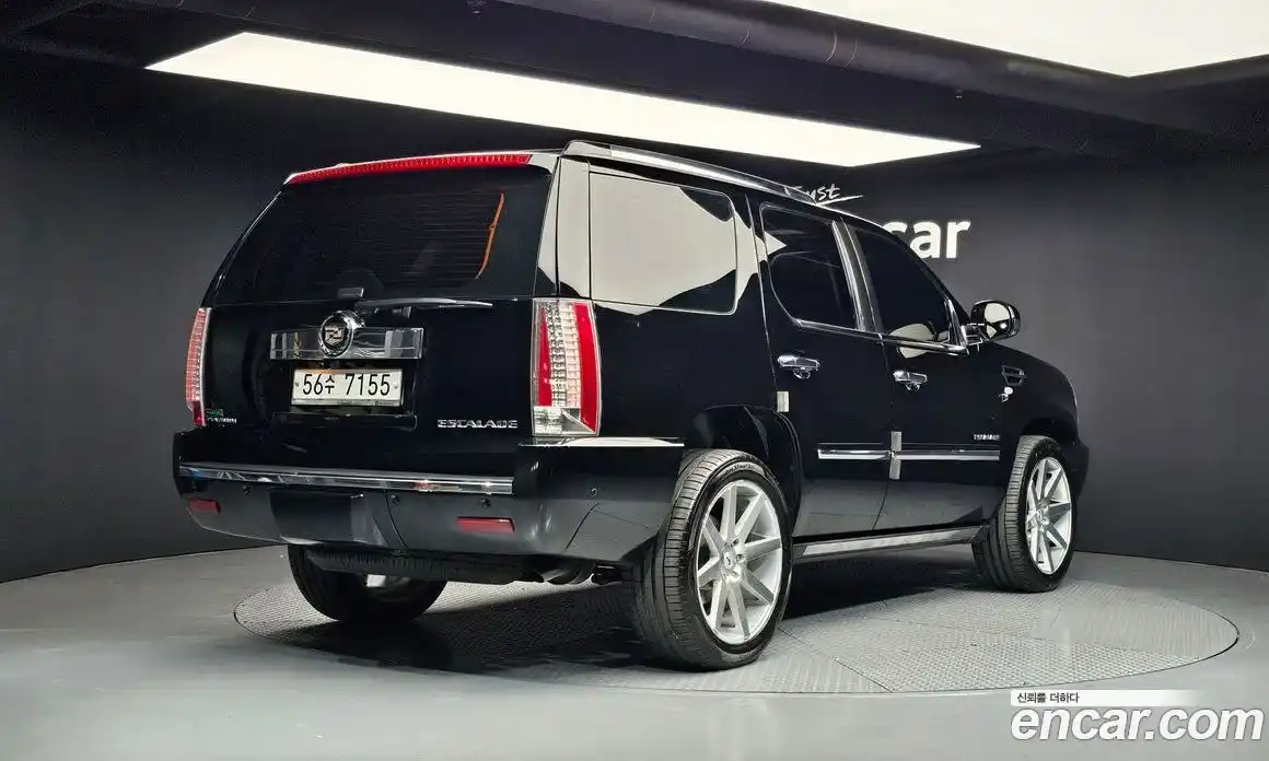 Cadillac Escalade 2011 6.2 Автомат в Москве № 337086, фото 3