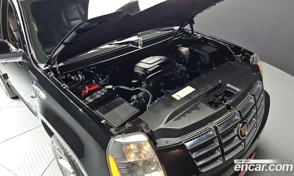 Cadillac Escalade 2011 6.2 Автомат в Москве № 337086, фото 7