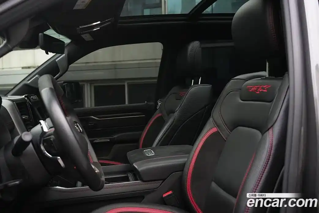 Dodge Ram Pick Up 2022 6.2 Автомат в Москве № 353812, фото 7