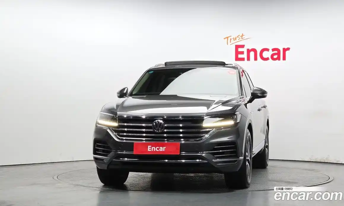 Volkswagen Touareg 2020 3.0 Автомат в Москве № 357429, фото 3