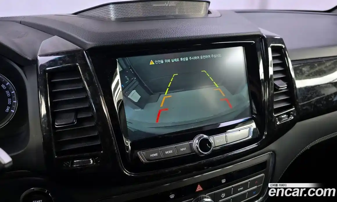 SsangYong Rexton 2018 2.2 Автомат в Москве № 35866, фото 17