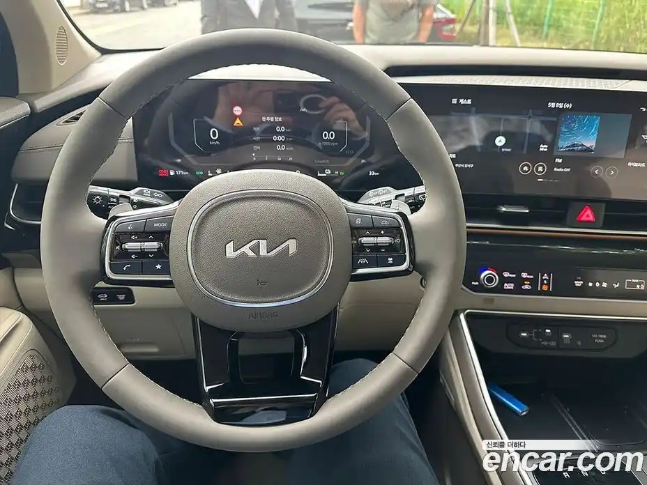 Kia Canival 2024 1.6 Автомат в Москве № 360254, фото 13