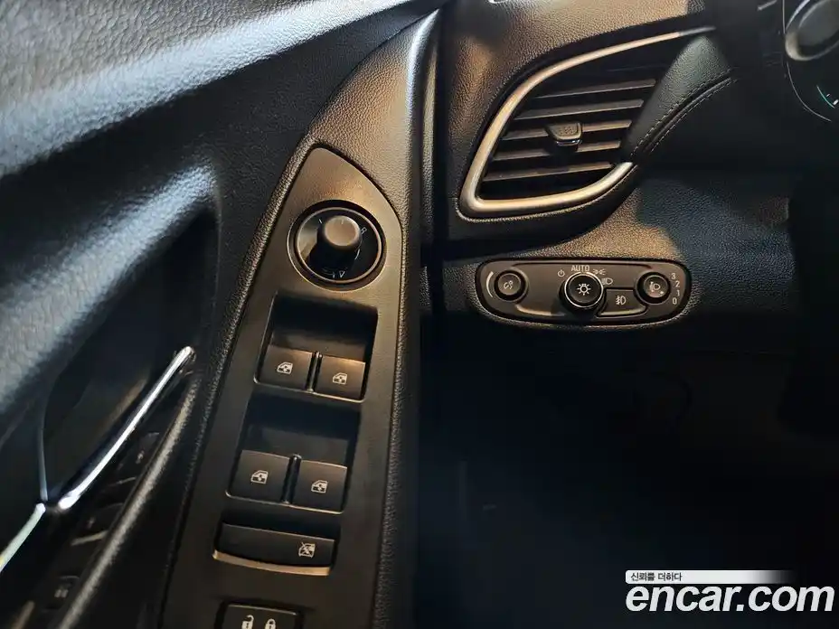 Chevrolet Trax 2017 1.4 Автомат в Москве № 37249, фото 13