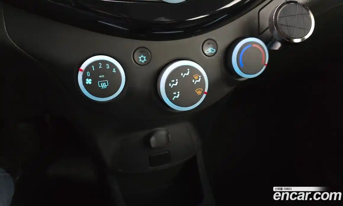 Chevrolet Spark 2014 1.0 Автомат в Москве № 37405, фото 18