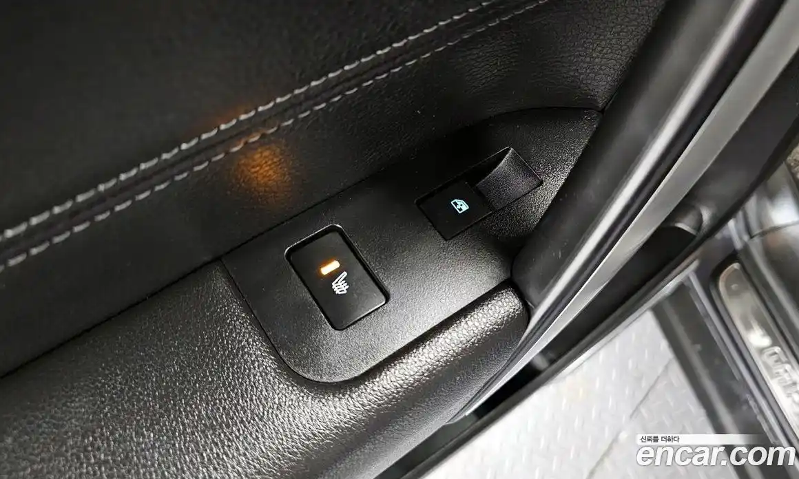 Chevrolet Captiva 2015 2.0 Автомат в Москве № 37579, фото 19