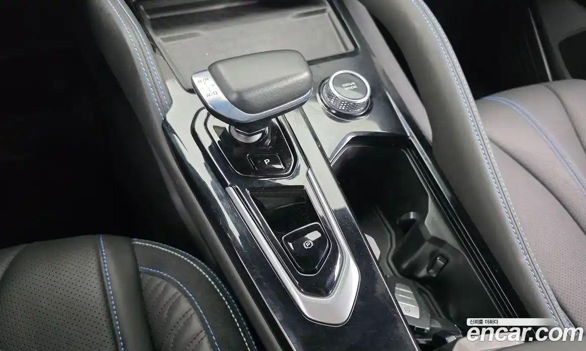 Renault Grand Koleos 2025 1.5 Автомат в Москве № 395728, фото 9