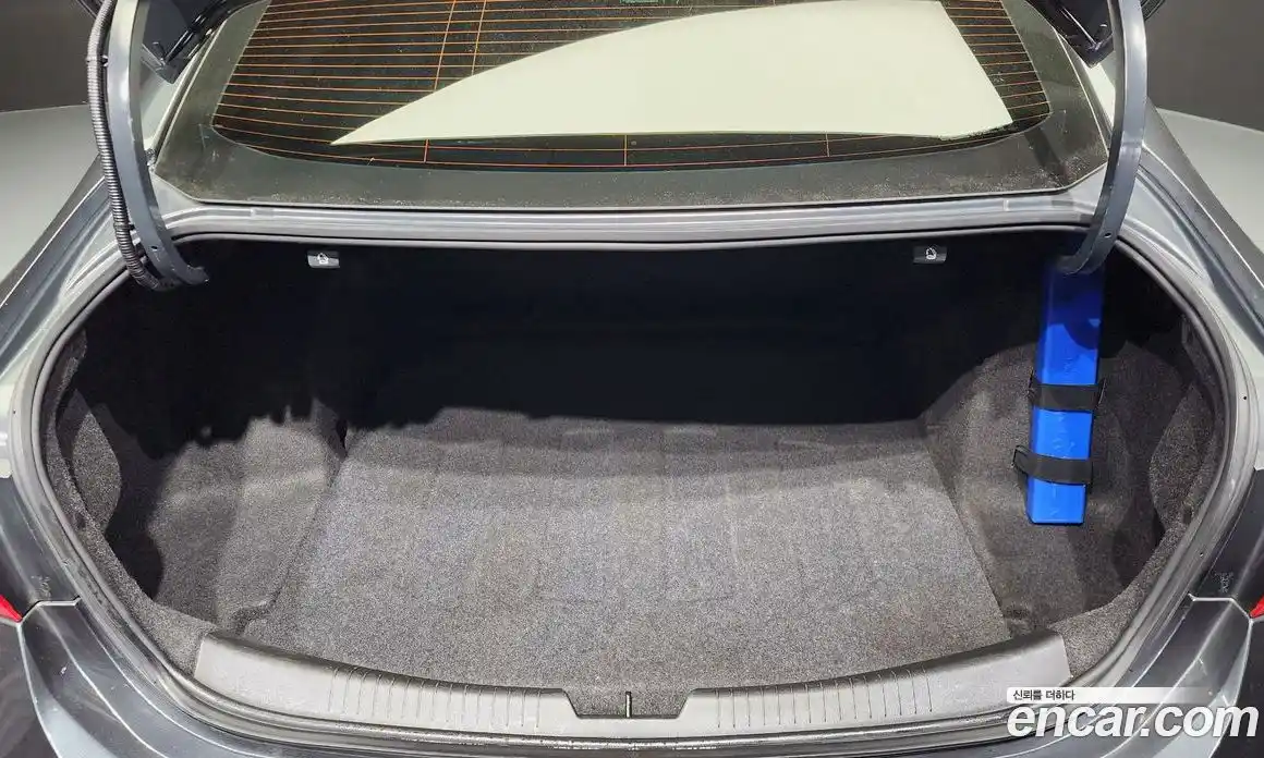 Chevrolet Malibu 2017 2.0 Автомат в Москве № 39590, фото 16