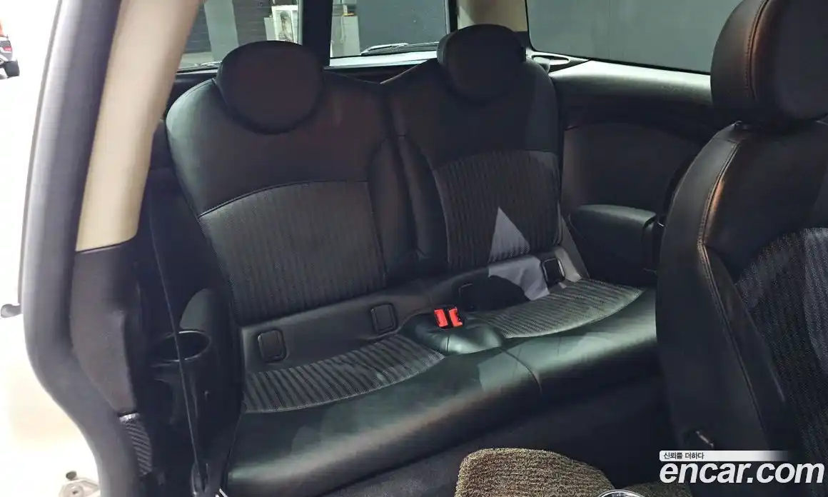 Mini Clubman 2014 1.6 Автомат в Москве № 396507, фото 12