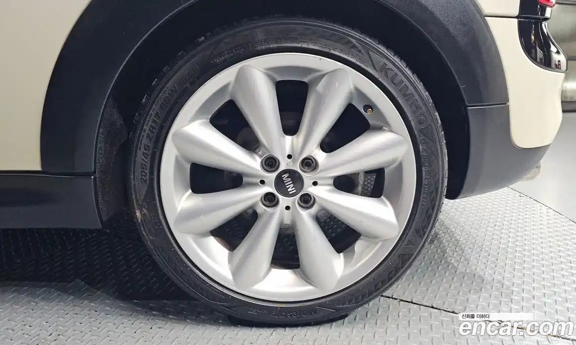 Mini Clubman 2014 1.6 Автомат в Москве № 396507, фото 5