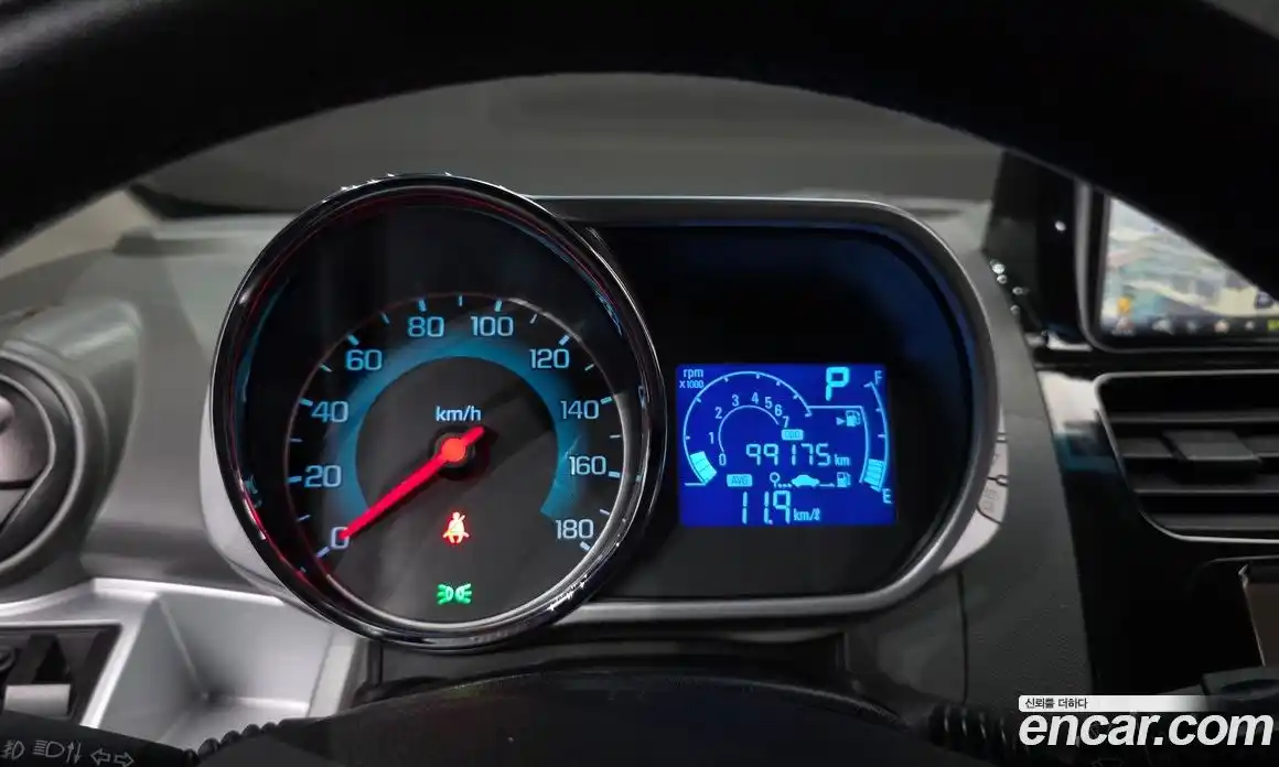 Chevrolet Spark 2014 1.0 Автомат в Москве № 39778, фото 11