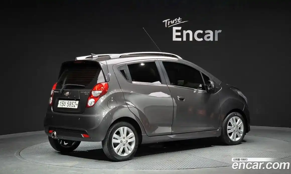 Chevrolet Spark 2014 1.0 Автомат в Москве № 39778, фото 16