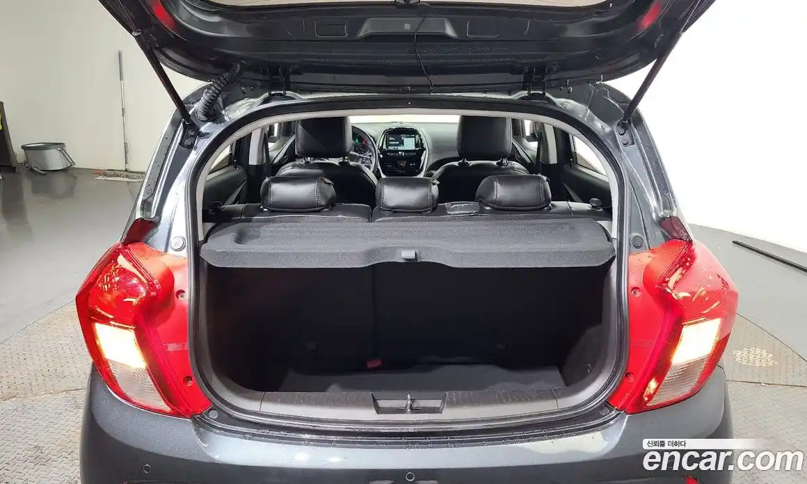 Chevrolet Spark 2017 1.0 Автомат в Москве № 39969, фото 6